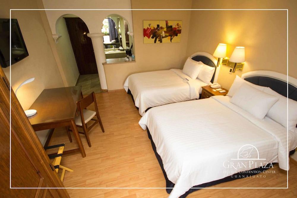 Hotel Gran Plaza & Convention Center Guanajuato Zewnętrze zdjęcie