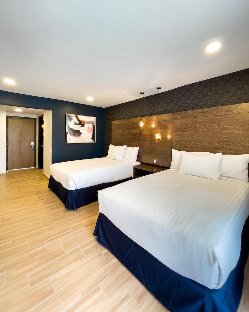 Hotel Gran Plaza & Convention Center Guanajuato Zewnętrze zdjęcie