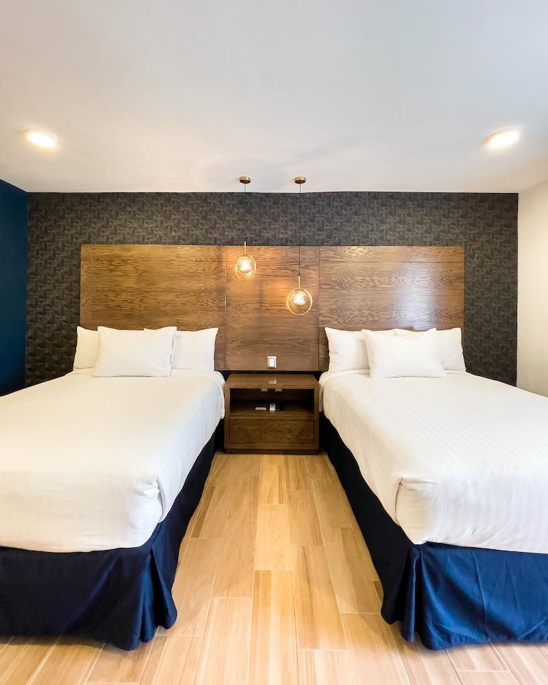 Hotel Gran Plaza & Convention Center Guanajuato Zewnętrze zdjęcie