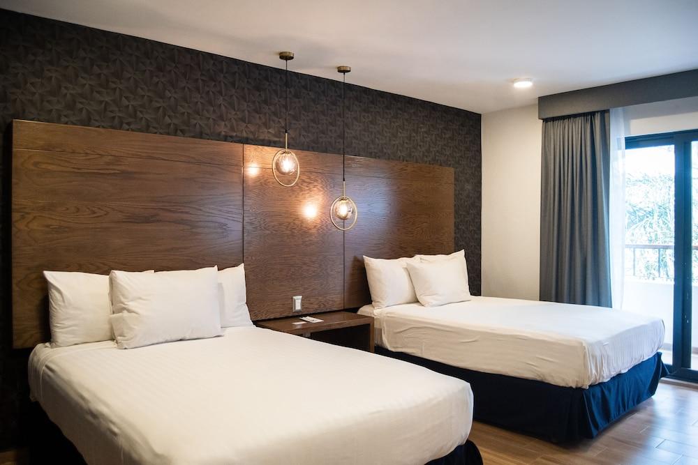 Hotel Gran Plaza & Convention Center Guanajuato Zewnętrze zdjęcie