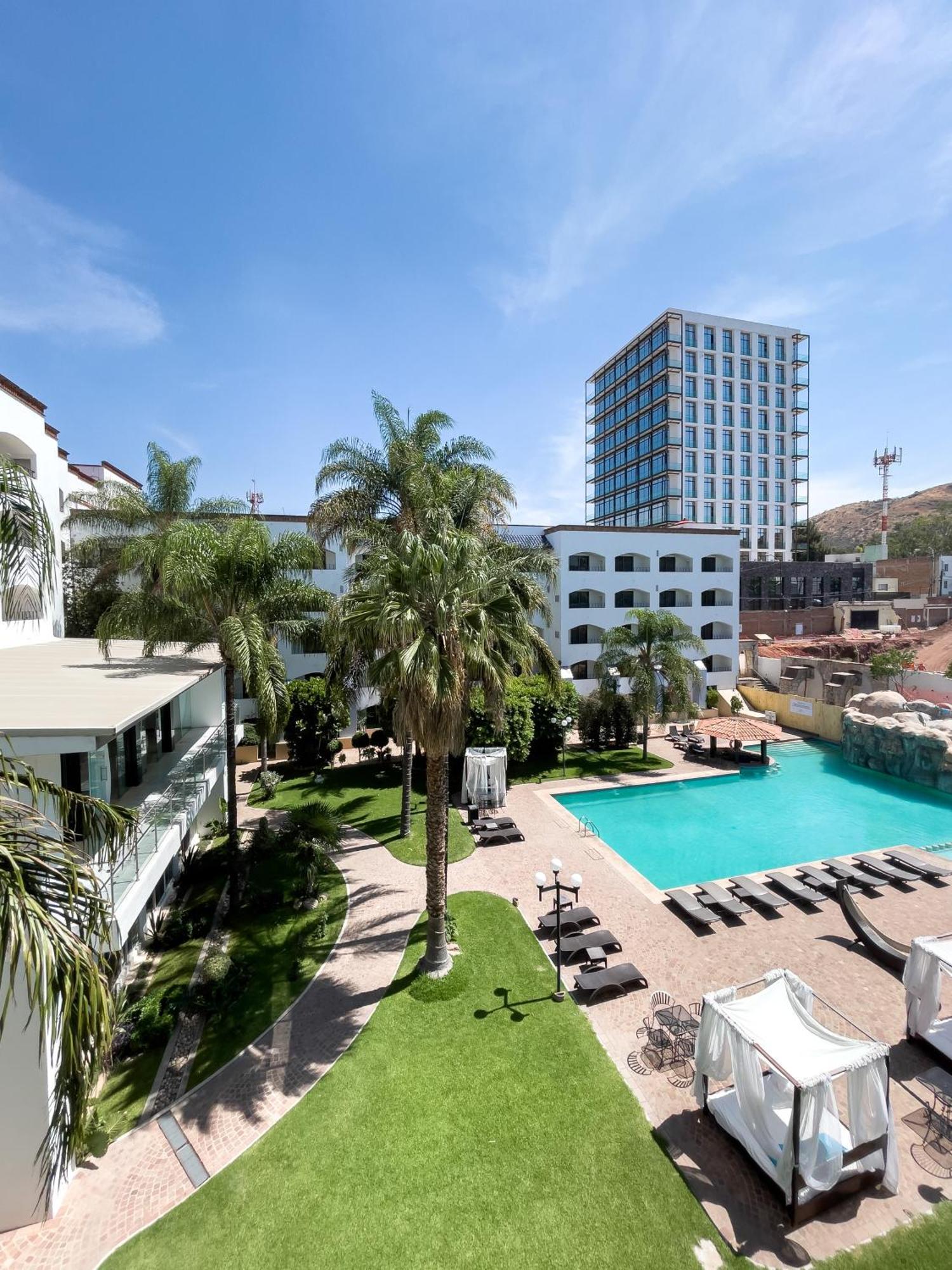 Hotel Gran Plaza & Convention Center Guanajuato Zewnętrze zdjęcie