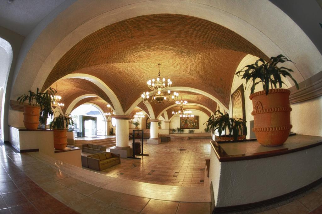 Hotel Gran Plaza & Convention Center Guanajuato Zewnętrze zdjęcie