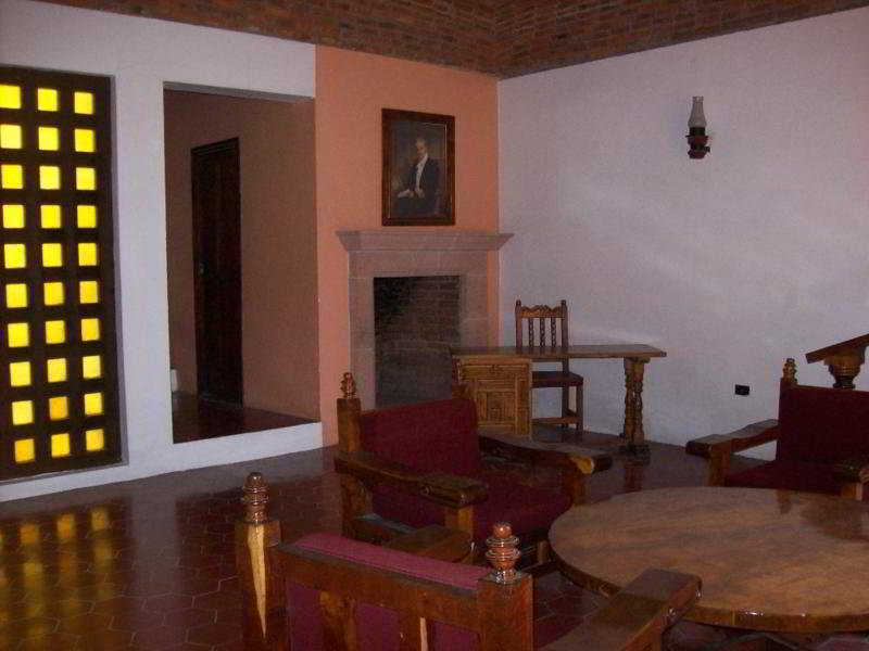 Hotel Gran Plaza & Convention Center Guanajuato Zewnętrze zdjęcie