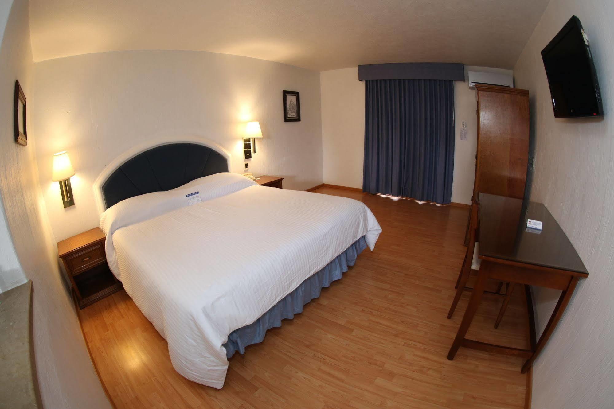 Hotel Gran Plaza & Convention Center Guanajuato Zewnętrze zdjęcie